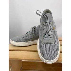 Casca Men's 6 Women's 8 Unisex Avro Knit Gray White Sneakers Shoes